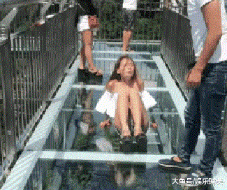 t016b0c6596591c0fab.gif